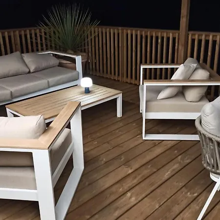 אתר קמפינג Sea View Amazing Saint-Raphaël