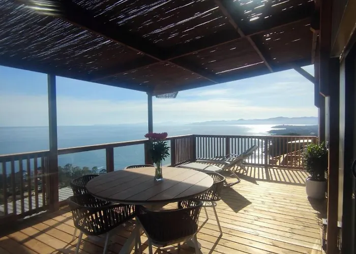 مكان تخييم Sea View Amazing *